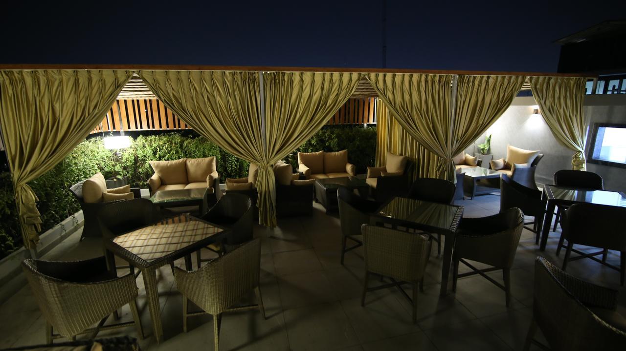 Hotel City Heart Premium Chandīgarh Eksteriør bilde