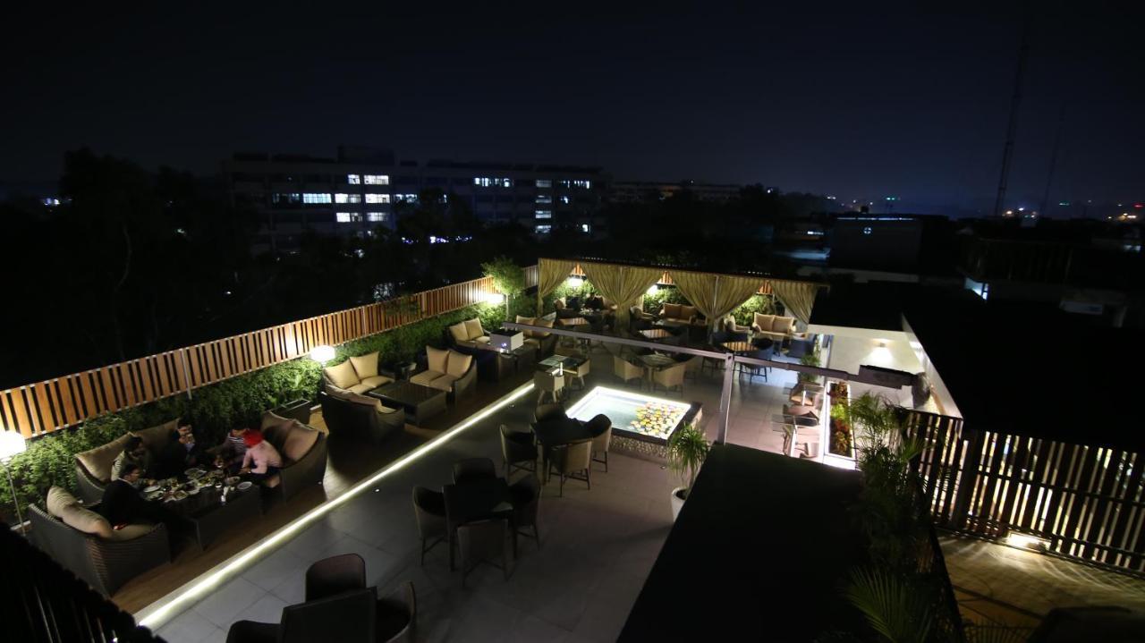 Hotel City Heart Premium Chandīgarh Eksteriør bilde